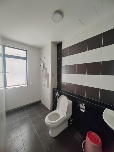 Apartment for Rent at Austin Regency (Pangsapuri Austin Perdana) - Eric Chuah - Bathroom - PropertyGuru.com.my