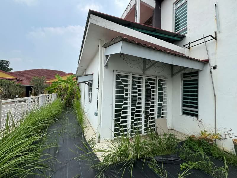 2-storey Terraced House for Sale in Telok Panglima Garang (Selangor) - Mohd Fadzli - Exterior - PropertyGuru.com.my