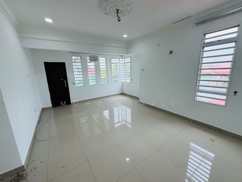 2-storey Terraced House for Sale in Telok Panglima Garang (Selangor) - Mohd Fadzli - Interior - PropertyGuru.com.my