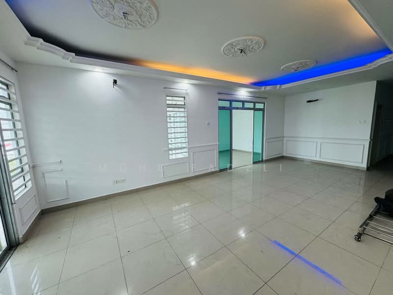 2-storey Terraced House for Sale in Telok Panglima Garang (Selangor) - Mohd Fadzli - Living Room - PropertyGuru.com.my