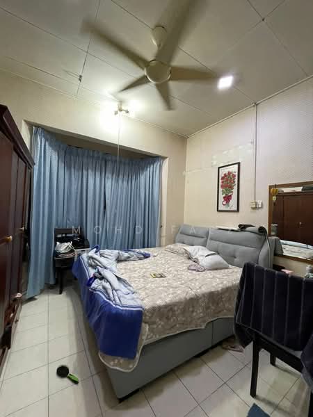 1-storey Terraced House for Sale in Johor Bahru (Johor) - Mohd Faez - Bedroom - PropertyGuru.com.my
