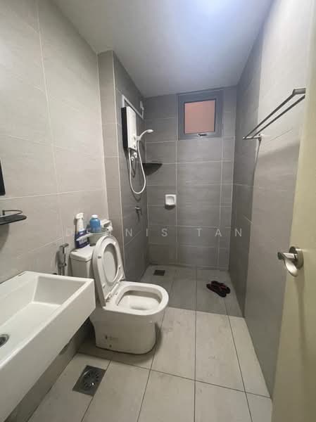 Gravit8, Klang untuk Untuk Disewa - RM 1,500 /bulan, Apr 2026 - Bathroom - PropertyGuru.com.my