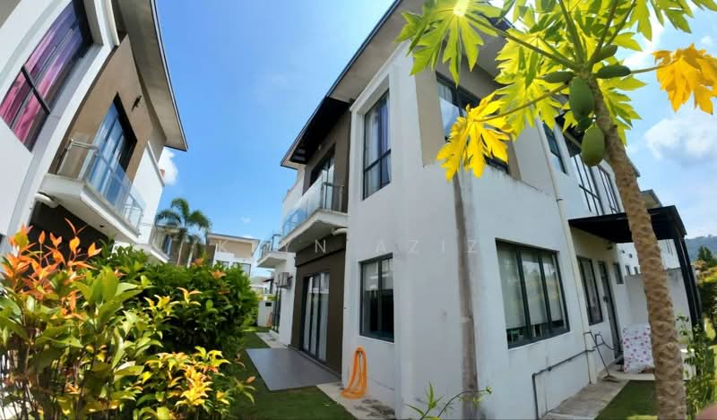 Semi-Detached House for Sale in Diamond City (Semenyih) - Keyn Aziz - Exterior - PropertyGuru.com.my