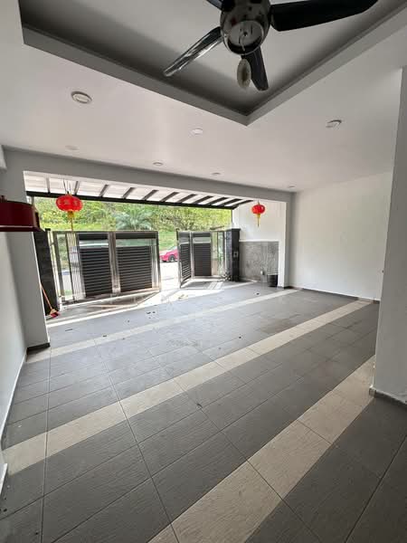 1-storey Terraced House for Sale in Taman Puteri Wangsa (Ulu Tiram) - Fong Lik - Entrance - PropertyGuru.com.my