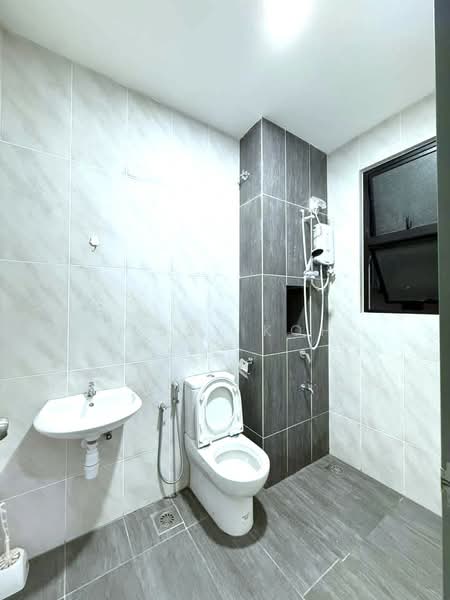 2-storey Terraced House for Rent in Johor Bahru (Johor) - Jessy Koh - Bathroom - PropertyGuru.com.my