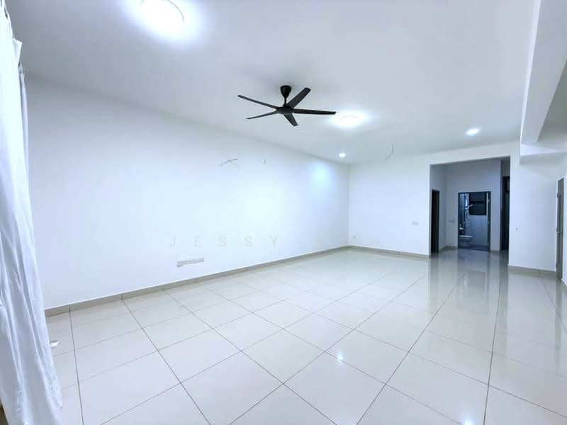 2-storey Terraced House for Rent in Johor Bahru (Johor) - Jessy Koh - Living Room - PropertyGuru.com.my