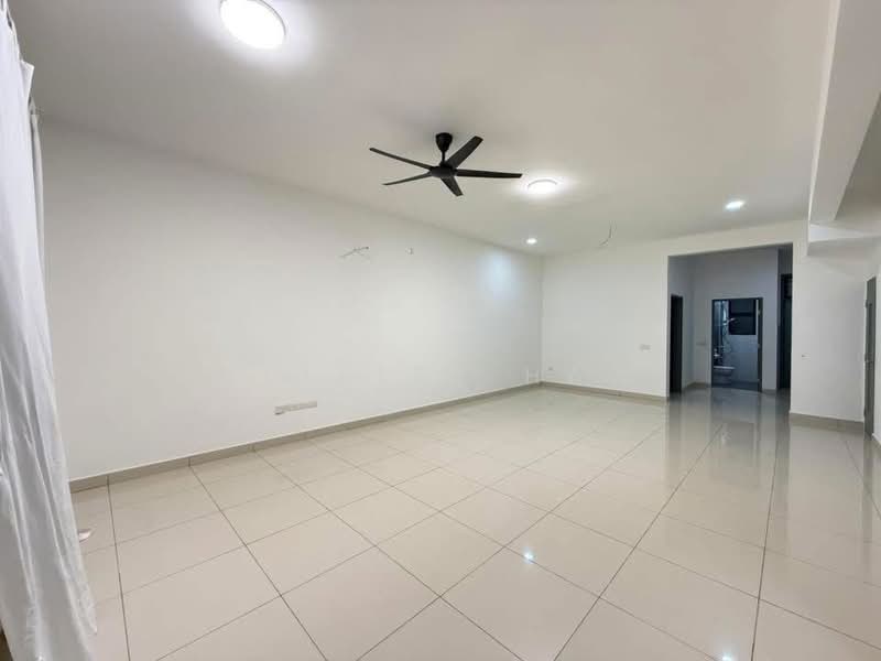 Double Storey House @ Permas Jaya untuk Untuk Disewa - RM 3,400 /bulan, Apr 2026 - Living Room - PropertyGuru.com.my