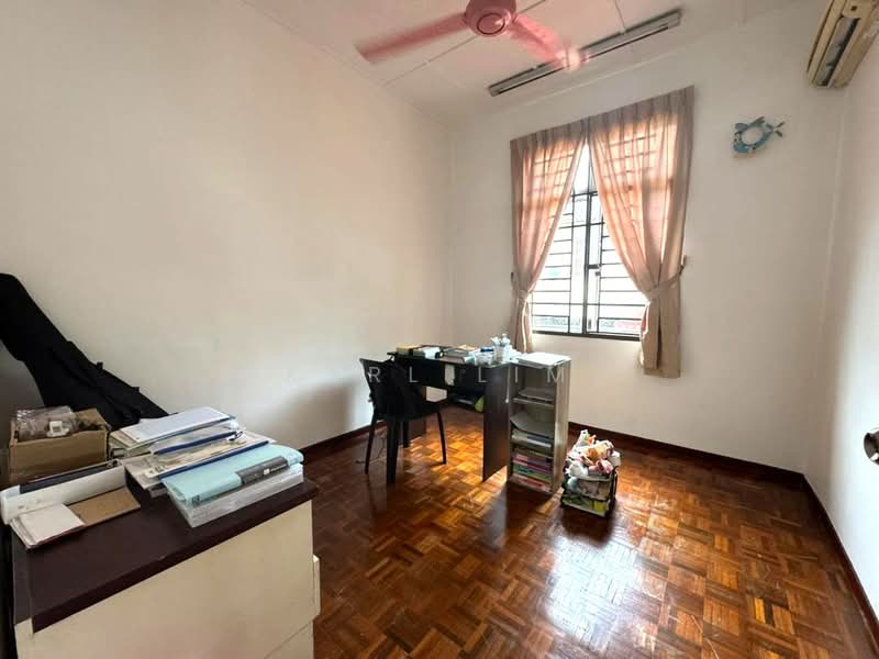 2-storey Terraced House for Sale in Taman Setia Indah (Tebrau) - Karl Lim - Study - PropertyGuru.com.my