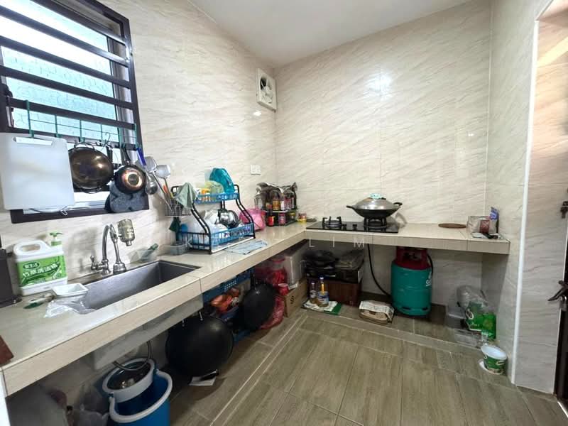 2-storey Terraced House for Sale in Taman Setia Indah (Tebrau) - Karl Lim - Kitchen - PropertyGuru.com.my