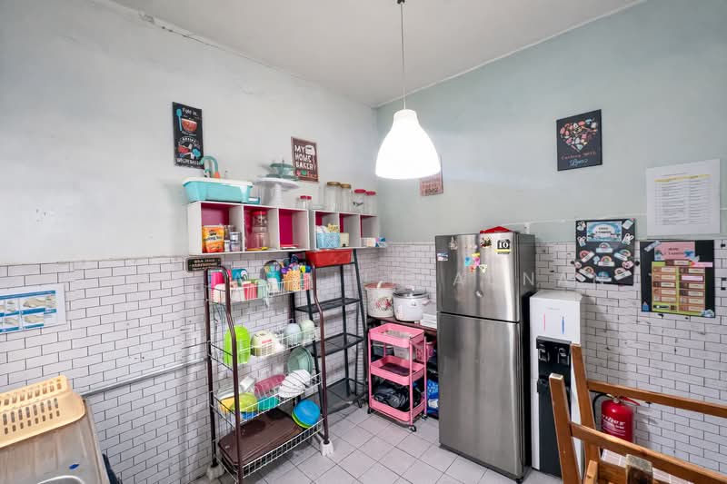 Terraced House for Sale in Alam Damai (Cheras) - Nor Azdlin Adnan - Kitchen - PropertyGuru.com.my