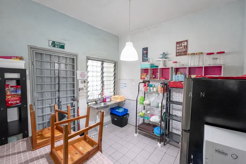 Terraced House for Sale in Alam Damai (Cheras) - Nor Azdlin Adnan - Kitchen - PropertyGuru.com.my