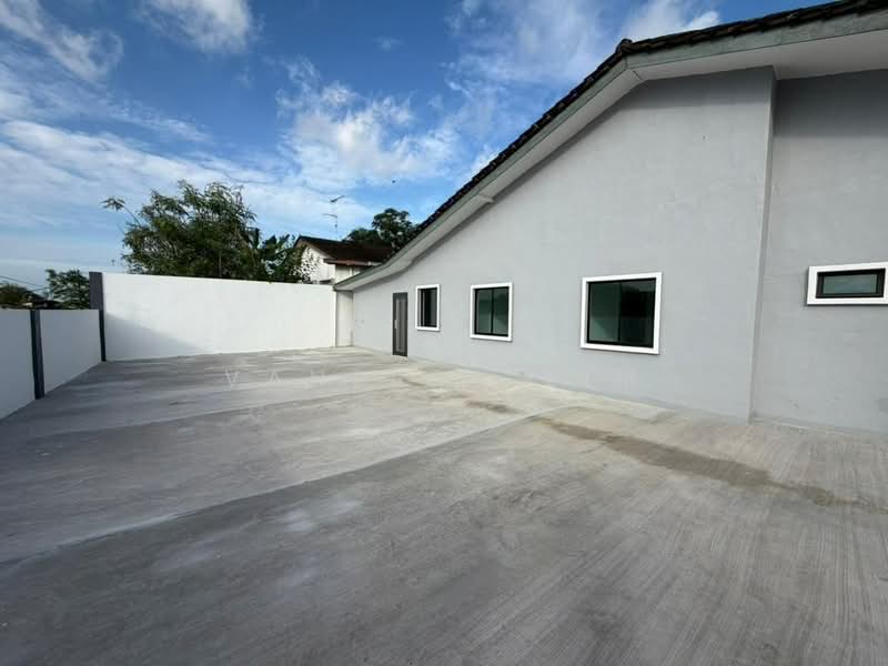 Semi-Detached House for Sale in Ulu Tiram (Johor) - Vanessa Lim - Exterior - PropertyGuru.com.my