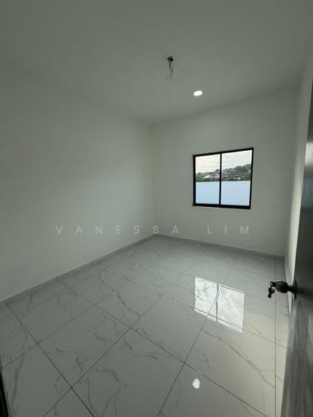 Semi-Detached House for Sale in Ulu Tiram (Johor) - Vanessa Lim - PropertyGuru.com.my