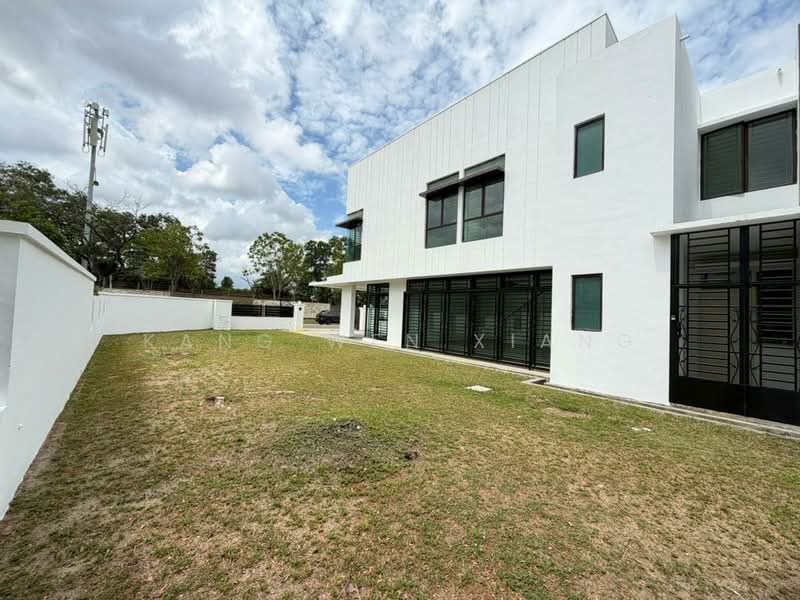 Cluster House for Sale in Taman Adda Heights (Tebrau) - Kang Wen Xiang - Exterior - PropertyGuru.com.my