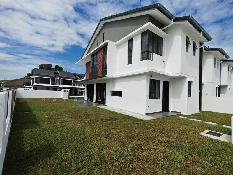 2-storey Terraced House for Sale in Elmina (Shah Alam) - Salawati Busro - Exterior - PropertyGuru.com.my