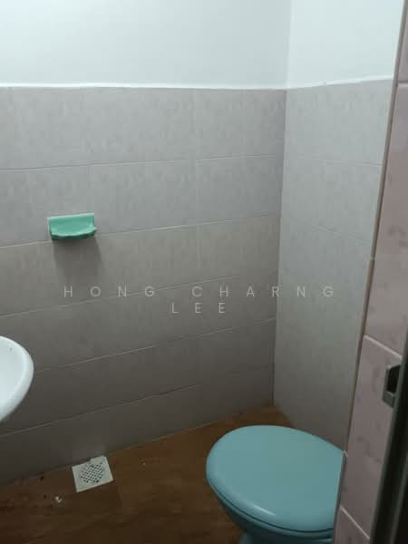 1-storey Terraced House for Rent in Johor Bahru (Johor) - Hong Charng Lee - Bathroom - PropertyGuru.com.my