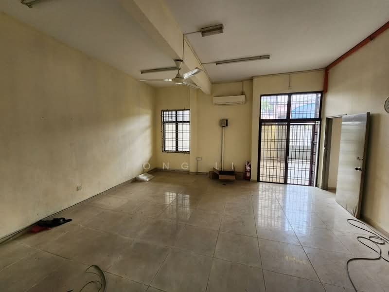 Kilang untuk Disewa di Taman Tan Sri Yaacob (Johor Bahru) - Fong Lik - Interior - PropertyGuru.com.my