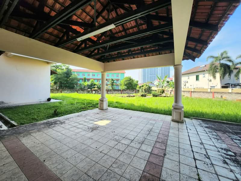 Bungalow for Sale in Country Heights (Kajang) - Afif Azizan - PropertyGuru.com.my