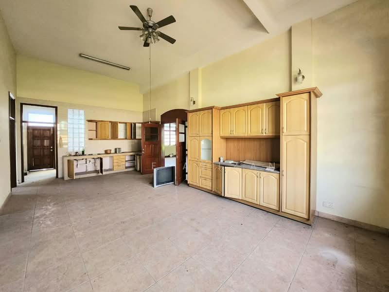 Bungalow for Sale in Country Heights (Kajang) - Afif Azizan - PropertyGuru.com.my