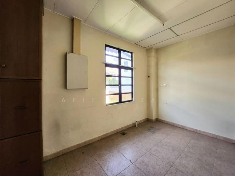 Bungalow for Sale in Country Heights (Kajang) - Afif Azizan - PropertyGuru.com.my