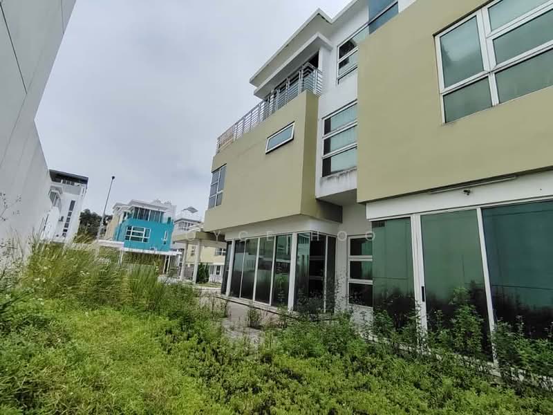 Semi-Detached House for Sale in Puchong (Selangor) - Joyce Hoo - Exterior - PropertyGuru.com.my