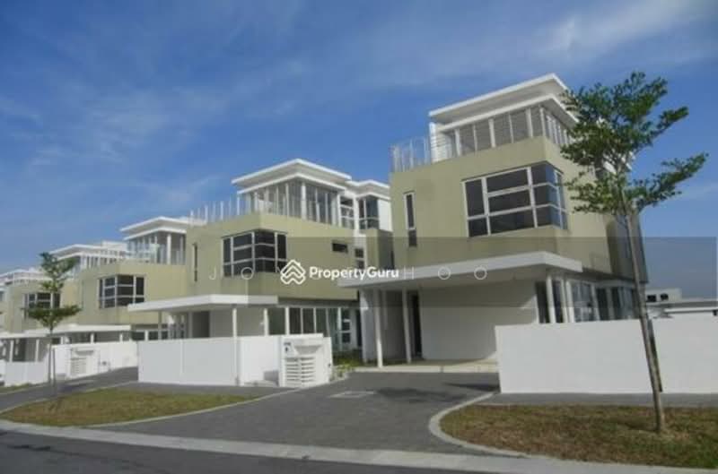 Semi-Detached House for Sale in Puchong (Selangor) - Joyce Hoo - Exterior - PropertyGuru.com.my