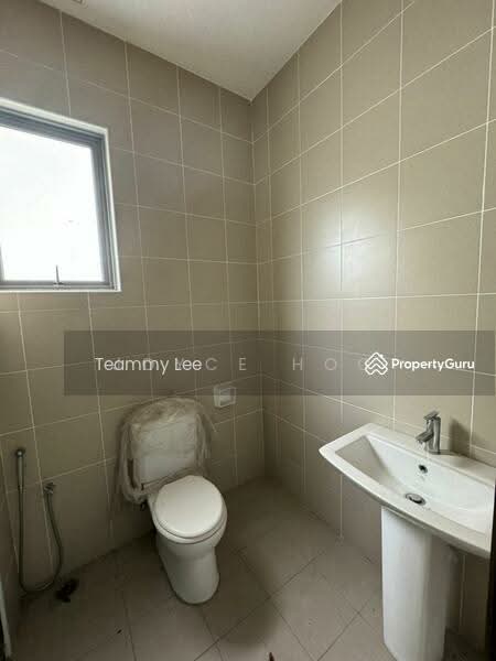 Semi-Detached House for Sale in Puchong (Selangor) - Joyce Hoo - Bathroom - PropertyGuru.com.my