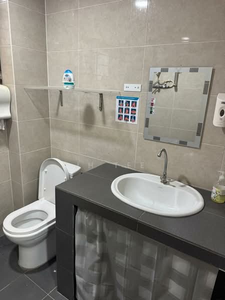 Shop / Office for Rent in SS2 (Petaling Jaya) - JH Tee - Bathroom - PropertyGuru.com.my