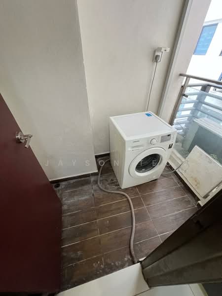 Lovell @ Country Garden Danga Bay untuk Untuk Disewa - RM 2,100 /bulan, Apr 2026 - Balcony - PropertyGuru.com.my