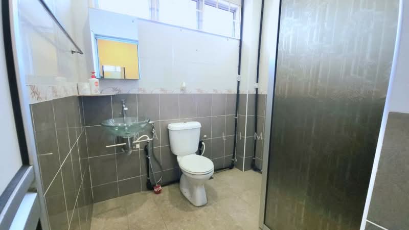 Taman Perling untuk Untuk Dijual - RM 860,000, Apr 2026 - Bathroom - PropertyGuru.com.my