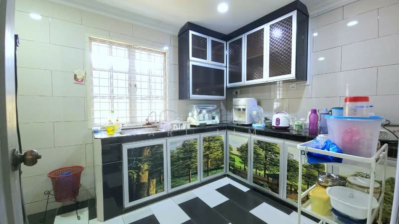 Taman Perling untuk Untuk Dijual - RM 860,000, Apr 2026 - Kitchen - PropertyGuru.com.my