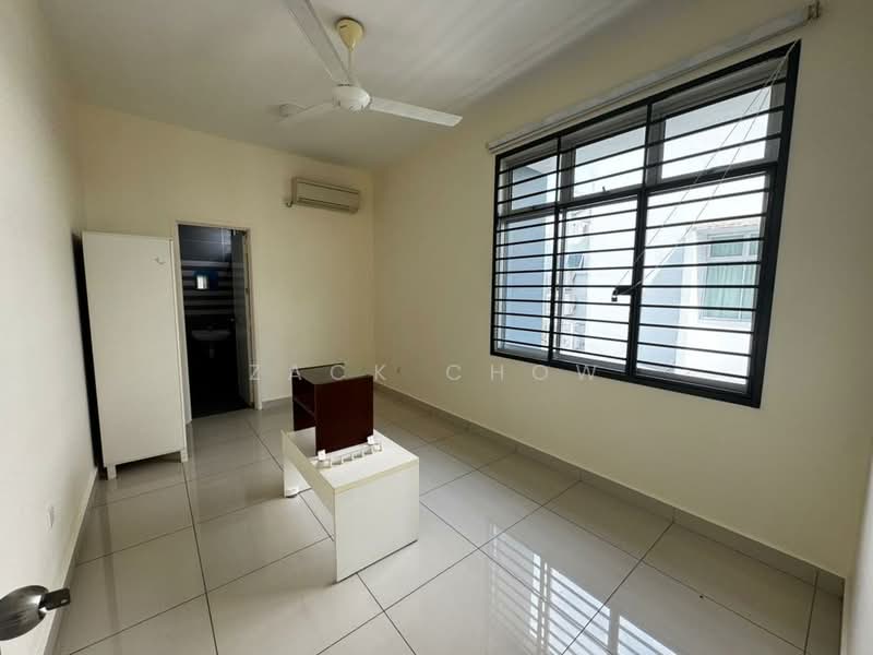 Cluster House for Sale in Taman Gaya (Ulu Tiram) - Zack Chow - PropertyGuru.com.my