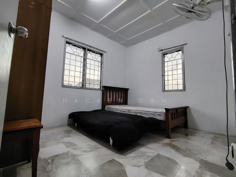 Apartment for Rent at Indah Apartments - Hacken Gan - Bedroom - PropertyGuru.com.my