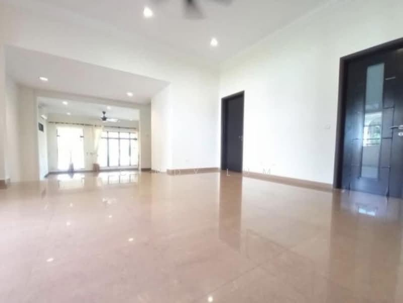 Semi-Detached House for Sale in Taman Yarl (Jalan Klang Lama (Old Klang Road)) - Cindy Lum - Living Room - PropertyGuru.com.my