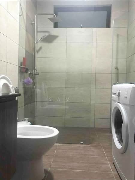 Service Residence for Sale at Molek Regency - Sam . - Bathroom - PropertyGuru.com.my
