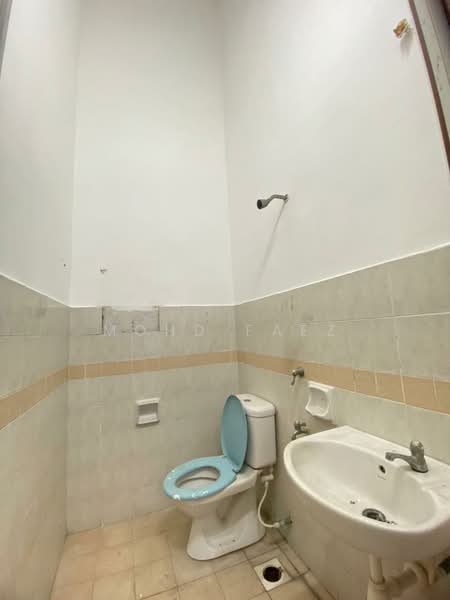 Bandar Putra untuk Untuk Dijual - RM 440,000, Apr 2026 - Bathroom - PropertyGuru.com.my