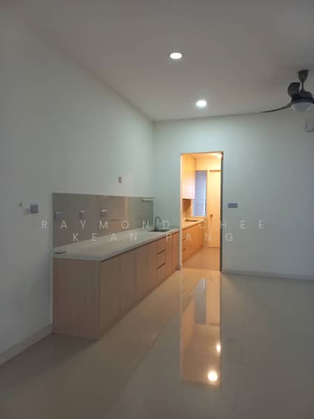 2.5-storey Terraced House for Sale in Taman Equine (Seri Kembangan) - Raymond Chee Kean Pang - Kitchen - PropertyGuru.com.my