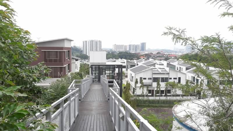 2.5-storey Terraced House for Sale in Taman Equine (Seri Kembangan) - Raymond Chee Kean Pang - Exterior - PropertyGuru.com.my