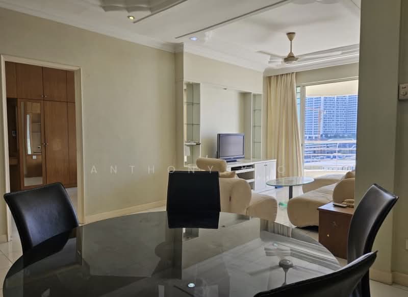 Condominium for Rent at Gold Coast Resort Condominium - Anthony Yeoh - Living Room - PropertyGuru.com.my
