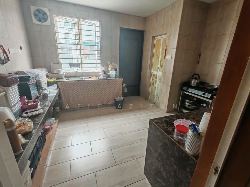 Taman Tiara East untuk Untuk Dijual - RM 540,000, Apr 2026 - Kitchen - PropertyGuru.com.my