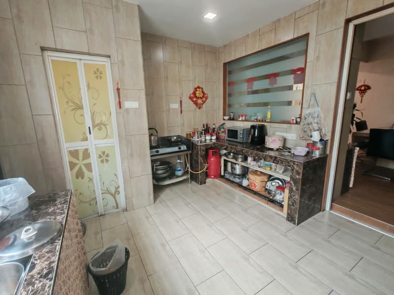 Taman Tiara East untuk Untuk Dijual - RM 540,000, Apr 2026 - Kitchen - PropertyGuru.com.my