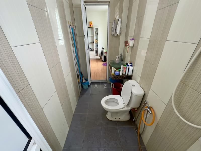 Taman Tiara East untuk Untuk Dijual - RM 540,000, Apr 2026 - Bathroom - PropertyGuru.com.my