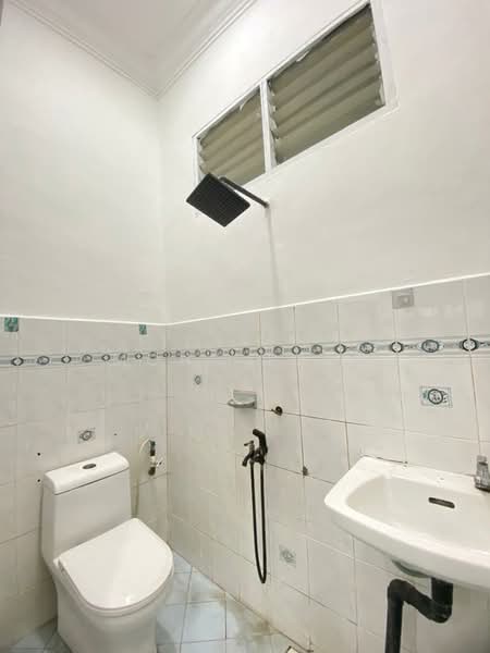 Taman Desa untuk Untuk Dijual - RM 420,000, Apr 2026 - Bathroom - PropertyGuru.com.my
