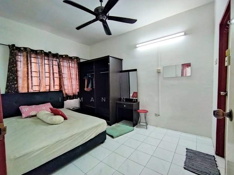 Apartment for Sale at Vista Impiana - Ilman Nahri - Bedroom - PropertyGuru.com.my