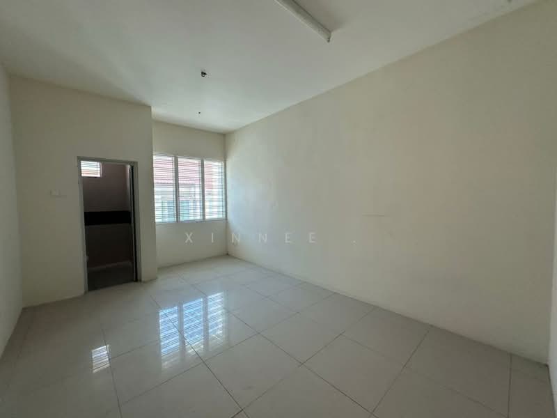 Semi-Detached House for Sale in Permatang Damar Laut (Batu Maung) - Xinnee . - Interior - PropertyGuru.com.my