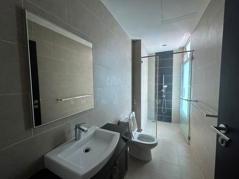 Condominium for Rent at Gurney Paragon - Shing Lam - Bathroom - PropertyGuru.com.my
