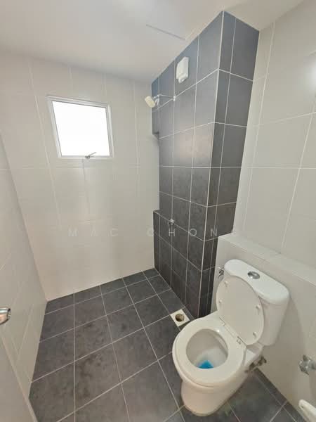 Apartment for Rent at D'Cerrum Apartment - Mac Chong - Bathroom - PropertyGuru.com.my