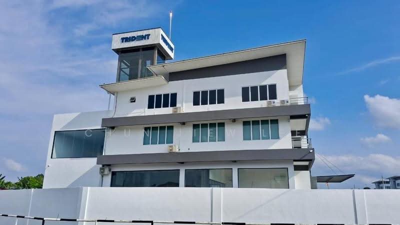 Semi-D Factory for Sale in Kuching (Sarawak) - Chun Jiew Lee - Exterior - PropertyGuru.com.my