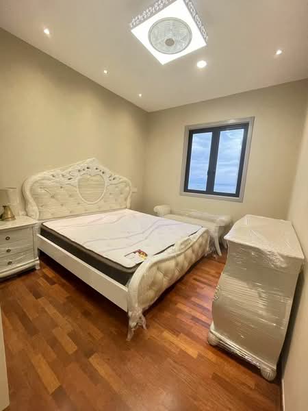 Service Residence for Sale at The Tamarind - Xinnee . - Bedroom - PropertyGuru.com.my