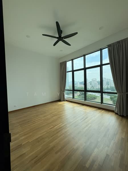 Condominium for Sale at Tropicana Grande - Tam Yi Wah - Living Room - PropertyGuru.com.my
